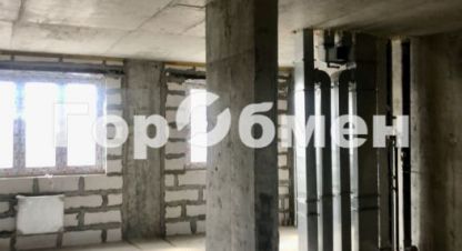 Купить квартиру 2-х комнатную, 61 кв. м. Фотография №1 Продам квартиру 2-х комнатную с общей площадью 61м2, 2/5 эт., на улице Садовая, г. Посёлокского типа икша, Московская обл., Россия, агентство ГорОбмен. Фотография №1