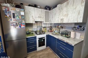 Продам квартиру 2-х комнатную с общей площадью 44м2, 4/4 эт., на улице Льва толстого, г. Севастополь, Крым авт. респ., Россия, агентство Среда