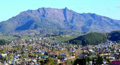 Продам дом 4-х комнатный с общей площадью 126м2, на улице Колхозная, г. Турочак, Алтай респ., Россия, агентство Главное звено. Фотография №1