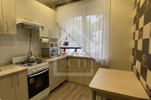 Продам квартиру 3-х комнатную с общей площадью 58.5м2, 4/9 эт., на улице Лодочная, г. Москва, Москва, Россия, агентство ООО «АН «Эстер» Продам квартиру 3-х комнатную с общей площадью 58.5м2, 4/9 эт., на улице Лодочная, г. Москва, Москва, Россия, агентство ООО «АН «Эстер»