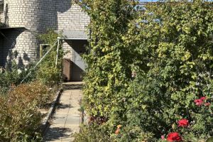 Продам коттедж/дачу 3-х комнатную с общей площадью 45м2, на улице 13-я, г. Не выбрано, Волгоградская обл., Россия, агентство Живем Дома