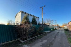 Продам коттедж/дачу 3-х комнатную с общей площадью 60м2, на улице 1-я, г. Волгоград, Волгоградская обл., Россия, агентство Живем Дома