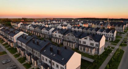 Продам коттедж/дачу 3-х комнатную с общей площадью 188.2м2, на улице Тихая, г. Озерецкое, Московская обл., Россия, агентство JCat. Фотография №1