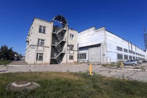 Сдам производственно-складское помещение с общей площадью 14414м2, на улице Энергетиков проезд, Железнодорожный район, г. Ульяновск, Ульяновская обл., Россия, агентство JCat