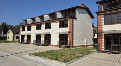 Продам коттедж/дачу 3-х комнатную с общей площадью 88.6м2, на улице Побратимов, Лазаревский район, г. Сочи, Краснодарский край, Россия, агентство JCat. Фотография №1