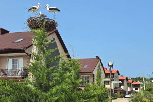 Продам коттедж/дачу 3-х комнатную с общей площадью 88.1м2, на улице Романтиков, Лазаревский район, г. Сочи, Краснодарский край, Россия, агентство JCat