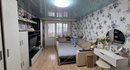 Продам квартиру 1 комнатную с общей площадью 36м2, 4/5 эт., на улице Мкр солнечный, г. Углич, Ярославская обл., Россия, агентство ИП Фёдорова. Фотография №1