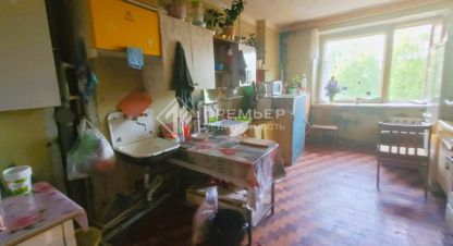 Купить комнату на улице Мкр лянгасово октябрьская г. Киров. Фотография №5