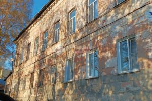 Продам комнату с общей площадью 18м2, 3/3 эт., на улице Советская, г. Слободской, Кировская обл., Россия, агентство Премьер Недвижимость 