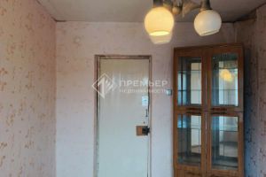 Продам комнату с общей площадью 11.9м2, 4/5 эт., на улице П стучки, г. Слободской, Кировская обл., Россия, агентство Премьер Недвижимость 