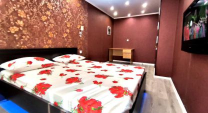 Сдам квартиру 2-х комнатную с общей площадью 58м2, 6/17 эт., на улице Раиса беляева пр-кт, г. Набережные Челны, Татарстан респ., Россия, агентство JCat. Фотография №1