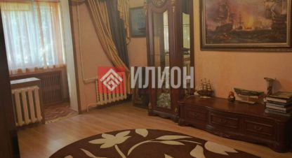 Купить квартиру 4-х комнатную, 132 кв. м. Фотография №1 Продам квартиру 4-х комнатную с общей площадью 132м2, 1/5 эт., на улице Авиаторов, г. Кача , Крым авт. респ., Россия, агентство Илион. Фотография №1