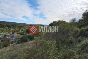 Продам земельный участок, на улице Речной, г. Верхнесадовое, Крым авт. респ., Россия, агентство Илион