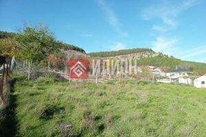 Продам земельный участок, на улице Гагарина, г. Верхнесадовое, Крым авт. респ., Россия, агентство Илион