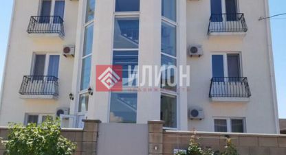 Купить торговое помещение, 512.2 кв. м. Фотография №1 Продам торговое помещение с общей площадью 512.2м2, на улице Авиаторов, г. Кача , Крым авт. респ., Россия, агентство Илион. Фотография №1