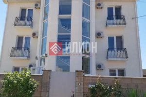 Продам торговое помещение с общей площадью 512.2м2, на улице Авиаторов, г. Кача , Крым авт. респ., Россия, агентство Илион