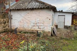 Продам квартиру 1 комнатную с общей площадью 30.9м2, 1/1 эт., на улице Первомайская, г. Шелковичное, Крым авт. респ., Россия, агентство СитиДом