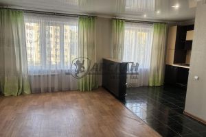 Продам квартиру 2-х комнатную с общей площадью 52м2, 4/10 эт., на улице Карбышева, Приволжский район, г. Казань, Татарстан респ., Россия, агентство Арслан Продам квартиру 2-х комнатную с общей площадью 52м2, 4/10 эт., на улице Карбышева, Приволжский район, г. Казань, Татарстан респ., Россия, агентство Арслан