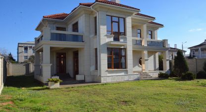 Купить 4-х комнатную дом в г. Севастополь. Фотография №2