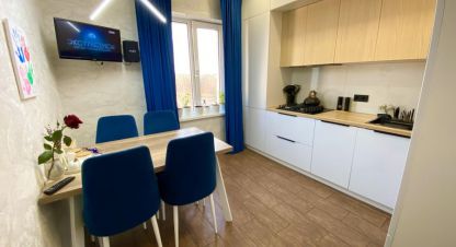 Купить квартиру 3-х комнатную, 63.9 кв. м. Фотография №1 Продам квартиру 3-х комнатную с общей площадью 63.9м2, 3/3 эт., на улице Богатырская, Центральный район, г. Кострома, Костромская обл., Россия, агентство Служба недвижимости СЛАВНА. Фотография №1