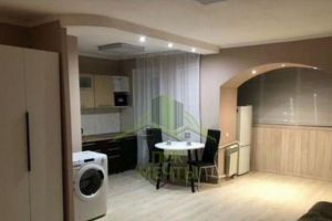 Продам квартиру 1 комнатную с общей площадью 32.4м2, 2/4 эт., на улице Ленина, г. Улан-Удэ, Бурятия респ., Россия, агентство JCat Продам квартиру 1 комнатную с общей площадью 32.4м2, 2/4 эт., на улице Ленина, г. Улан-Удэ, Бурятия респ., Россия, агентство JCat