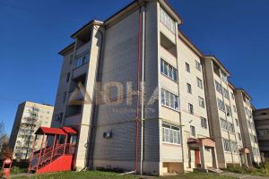 Продам квартиру 1 комнатную с общей площадью 38м2, 5/5 эт., на улице Имени 50-летия ленинского комсомола ул, г. Волгореченск, Костромская обл., Россия, агентство Дюна