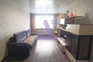 Продам квартиру 3-х комнатную с общей площадью 60.7м2, 5/5 эт., на улице Депутатская, г. Новоалтайск, Алтайский край, Россия, агентство АН Династия 24