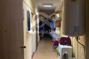 Продам комнату с общей площадью 9.9м2, 3/4 эт., на улице Российская, Калининский район район, г. Челябинск, Челябинская обл., Россия, агентство Центр недвижимости и Ипотеки "АльфаДом"