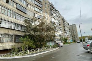 Продам квартиру 1 комнатную с общей площадью 31.8м2, 3/9 эт., на улице 111, Калининский район район, г. Челябинск, Челябинская обл., Россия, агентство Центр недвижимости и Ипотеки "АльфаДом"