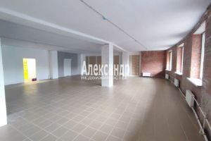 Сдам торговое помещение с общей площадью 107.6м2, на улице Озерная ул, г. Новое девяткино, Ленинградская обл., Россия, агентство Интернет-партнер