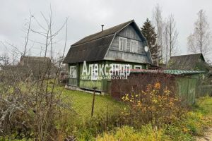 Продам коттедж/дачу 4-х комнатную с общей площадью 57м2, на улице Лос тер  снт, г. Массив мшинская, Ленинградская обл., Россия, агентство Интернет-партнер