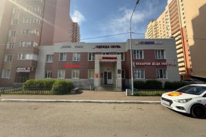 Сдам торговое помещение с общей площадью 108м2, на улице Айрата арсланова ул, Кировский район, г. Казань, Татарстан респ., Россия, агентство Интернет-партнер Сдам торговое помещение с общей площадью 108м2, на улице Айрата арсланова ул, Кировский район, г. Казань, Татарстан респ., Россия, агентство Интернет-партнер