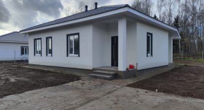 Купить дом 3-х комнатную, 125 кв. м. Фотография №1 Продам дом 3-х комнатный с общей площадью 125м2, г. Рязанцево (д совьяки), Калужская обл., Россия, агентство Интернет-партнер. Фотография №1