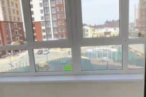 Продам квартиру 2-х комнатную с общей площадью 56м2, 3/9 эт., на улице Крымской весны ул, г. Мирное , Крым авт. респ., Россия, агентство Интернет-партнер