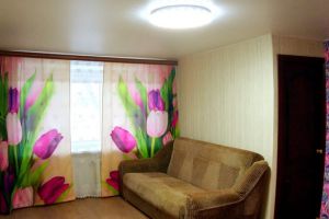 Продам квартиру 2-х комнатную с общей площадью 45.6м2, 1/4 эт., на улице Северная ул, г. Алексин, Тульская обл., Россия, агентство Интернет-партнер