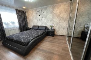 Продам квартиру 2-х комнатную с общей площадью 46.2м2, 5/5 эт., на улице Вингиссара пр-кт, г. Волосово, Ленинградская обл., Россия, агентство Интернет-партнер