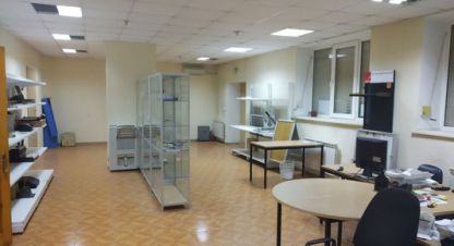 Снять торговое помещение на улице Некрасова ул г. Симферополь . Фотография №5 Снять торговое помещение на улице Некрасова ул г. Симферополь . Фотография №5