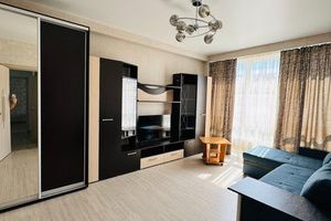 Сдам квартиру 2-х комнатную с общей площадью 60м2, 9/10 эт., на улице Железнодорожная, Железнодорожный район, г. Симферополь , Крым авт. респ., Россия, агентство Интернет-партнер