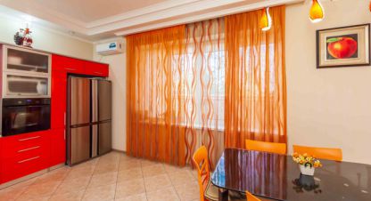 Купить дом 7-ти комнатную, 453.2 кв. м., Россия, г. Симферополь . Фотография №10