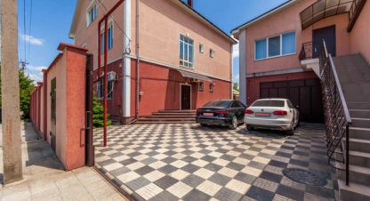 Купить дом в г. Симферополь . Фотография №3