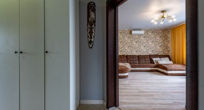 Продаётся 5-ти комнатная дом в г. Мирное . Фотография №6