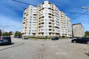 Продам квартиру 1 комнатную с общей площадью 39.3м2, 4/12 эт., на улице Гагарина ул, г. Отрадное, Ленинградская обл., Россия, агентство Адмирал