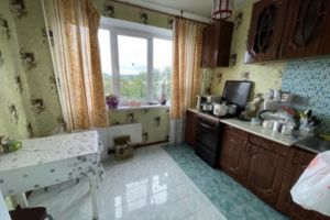 Продам квартиру 1 комнатную с общей площадью 36.5м2, 2/5 эт., на улице Вингиссара пр-кт, г. Волосово, Ленинградская обл., Россия, агентство Интернет-партнер