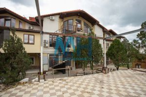 Продам квартиру 1 комнатную с общей площадью 28.5м2, 2/3 эт., на улице Качинское шоссе, г. Севастополь, Крым авт. респ., Россия, агентство Мастера Недвижимости 