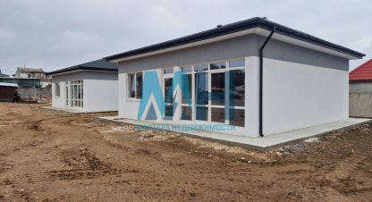 Купить дом 3-х комнатную, 81 кв. м. Фотография №1 Продам дом 3-х комнатный с общей площадью 81м2, г. Тсн союз, Крым авт. респ., Россия, агентство Мастера Недвижимости . Фотография №1