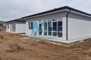 Продам дом 3-х комнатный с общей площадью 81м2, г. Тсн союз, Крым авт. респ., Россия, агентство Мастера Недвижимости 