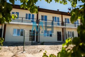 Продам дом 2-х комнатный с общей площадью 80м2, на улице Оздоровительная, г. Балаклава, Крым авт. респ., Россия, агентство Мастера Недвижимости 