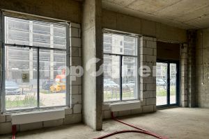 Продам торговое помещение с общей площадью 60.3м2, на улице Военкора максима фомина, г. Посёлокского типа мирный, Московская обл., Россия, агентство ГорОбмен