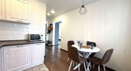 Купить квартиру 1 комнатную, 36.8 кв. м., Россия, г. Оренбург. Фотография №9