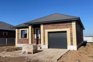 Продам коттедж/дачу 3-х комнатную с общей площадью 135м2, на улице Новороссийская, г. Ивановка, Оренбургская обл., Россия, агентство Бюро недвижимости Быстровой Продам коттедж/дачу 3-х комнатную с общей площадью 135м2, на улице Новороссийская, г. Ивановка, Оренбургская обл., Россия, агентство Бюро недвижимости Быстровой